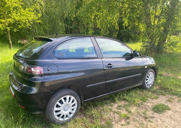 Seat Ibiza cena 10000 przebieg: 186040, rok produkcji 2006 z Myszków małe 232